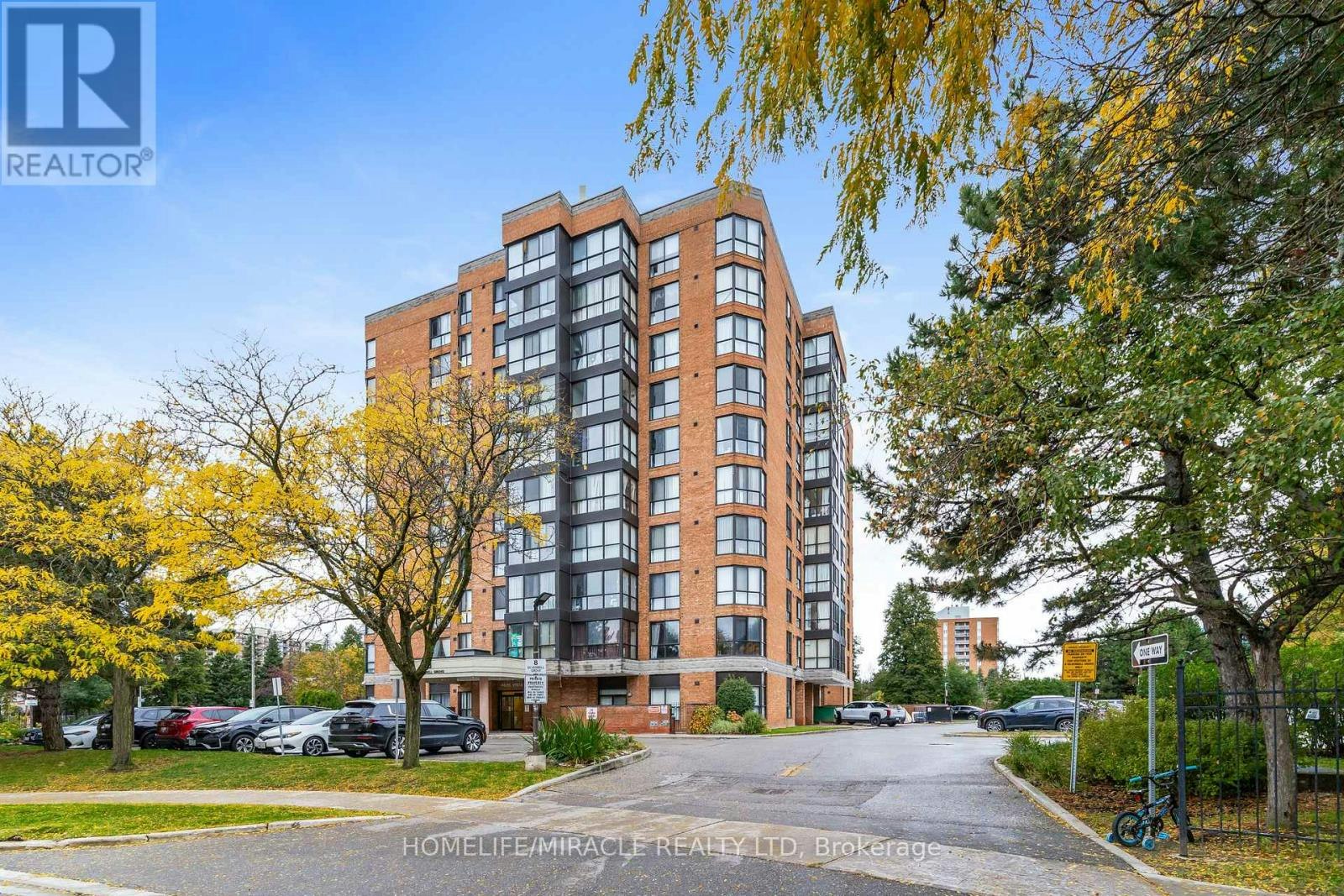 102-8 Silver Bell Grove, Toronto, ON, M1B 4Z3