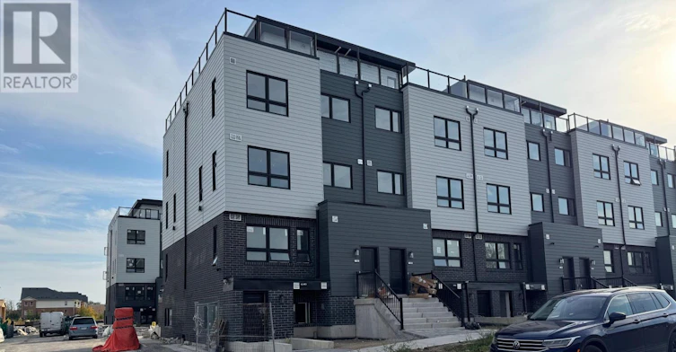 102-1 Comely Way, Markham, ON, L3R 2L8