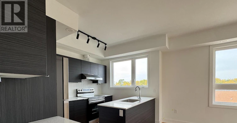 102-1 Comely Way, Markham, ON, L3R 2L8 - 3