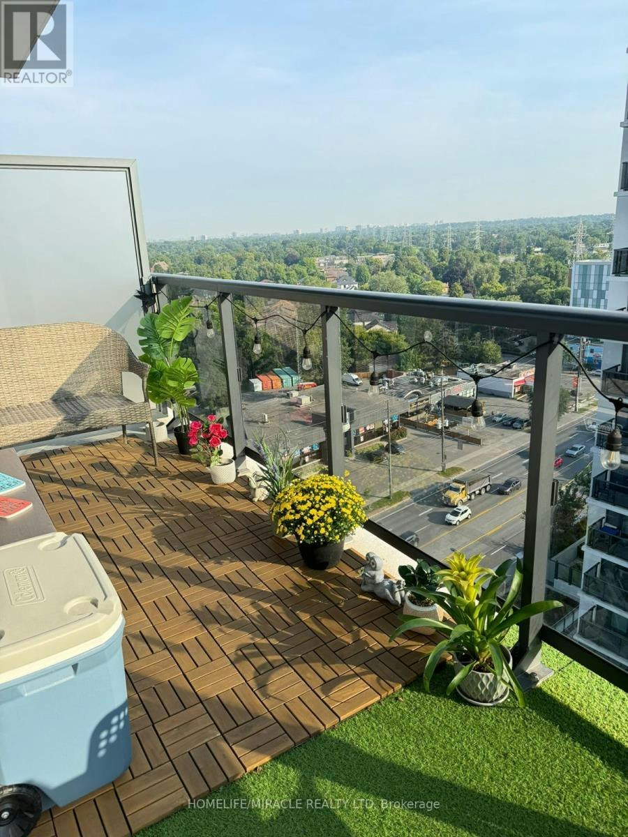 30 Samuel Wood Way N, Toronto, ON, M9B 0C9 - 9