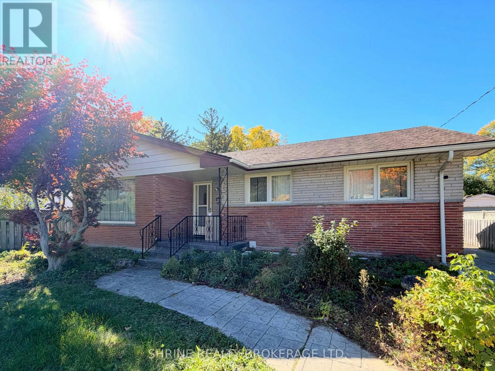 327 Spruce Street, London, ON, N5W 4N2 - 2
