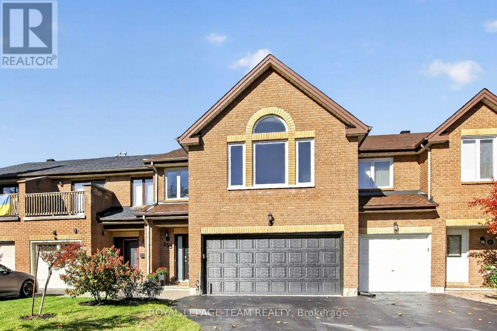 253 Knudson Drive, Ottawa, ON, K2K 2N8