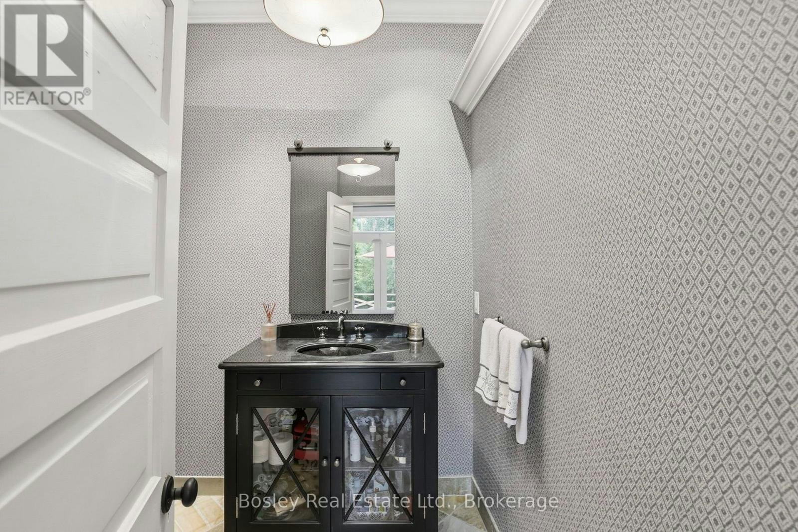 202 Pine Street, Collingwood, ON, L9Z 2P2 - 41