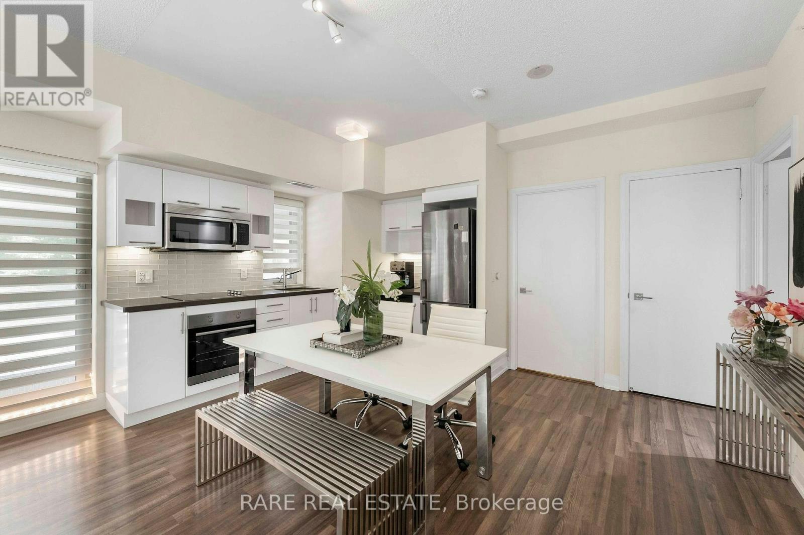 E113-555 Wilson Avenue, Toronto, ON, M3H 0C5 - 12