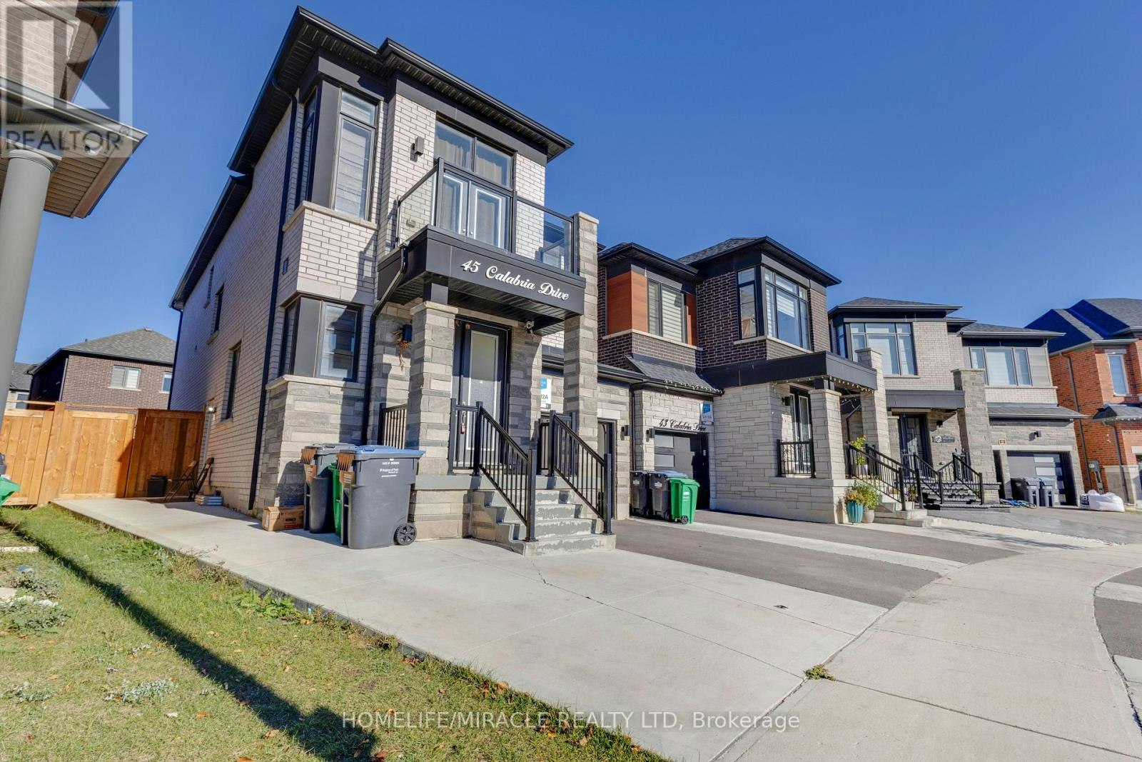 45 Calabria Drive, Caledon, ON, L7C 4L2