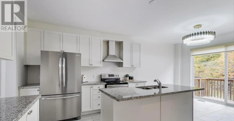 216 Butternut Ridge Trail, Aurora, ON, L4G 3P1 - 11