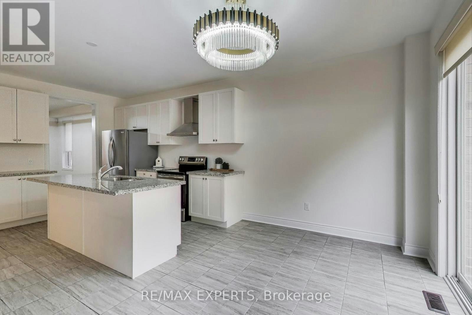216 Butternut Ridge Trail, Aurora, ON, L4G 3P1 - 9