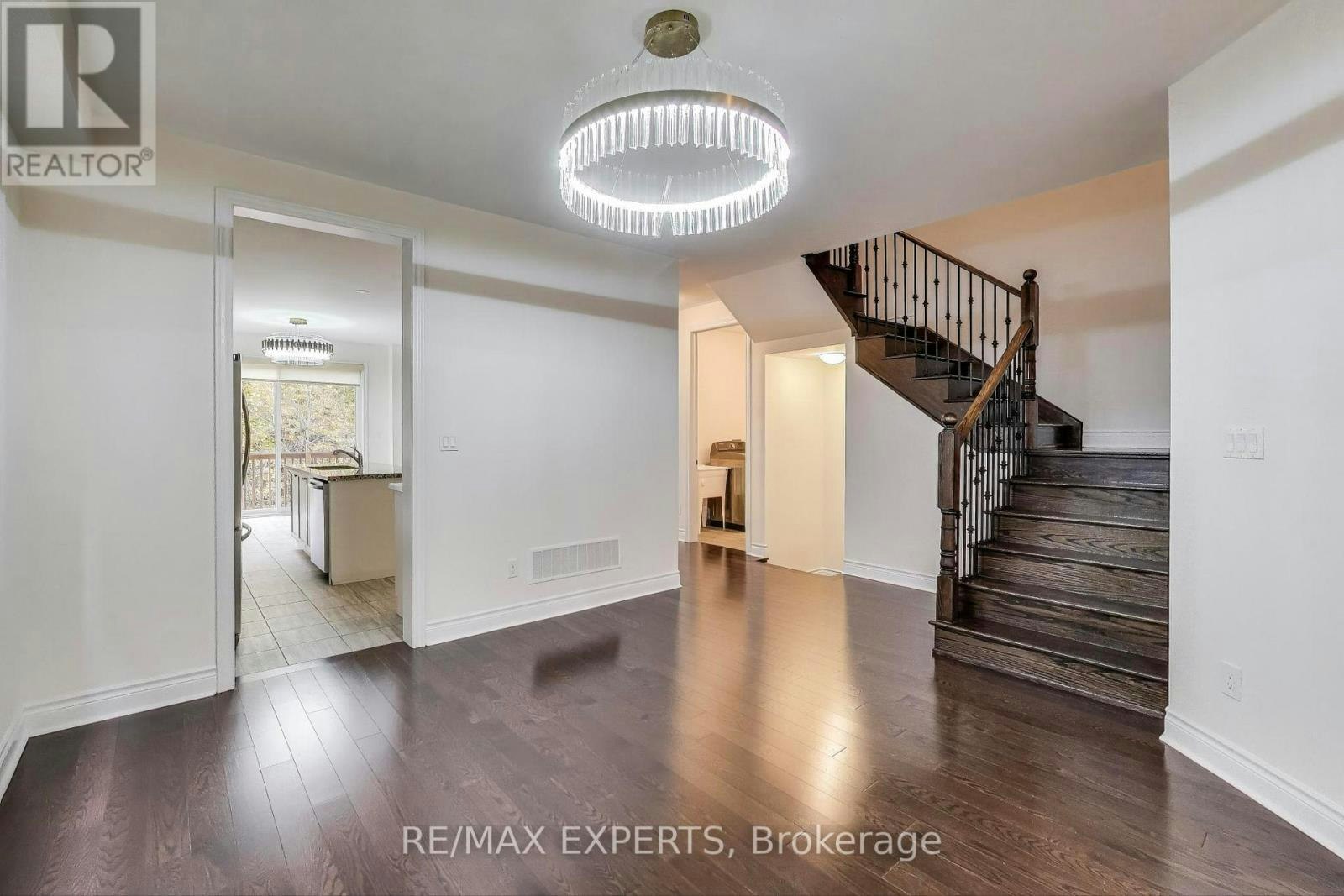 216 Butternut Ridge Trail, Aurora, ON, L4G 3P1 - 8