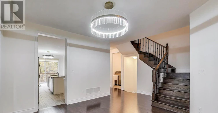 216 Butternut Ridge Trail, Aurora, ON, L4G 3P1 - 8