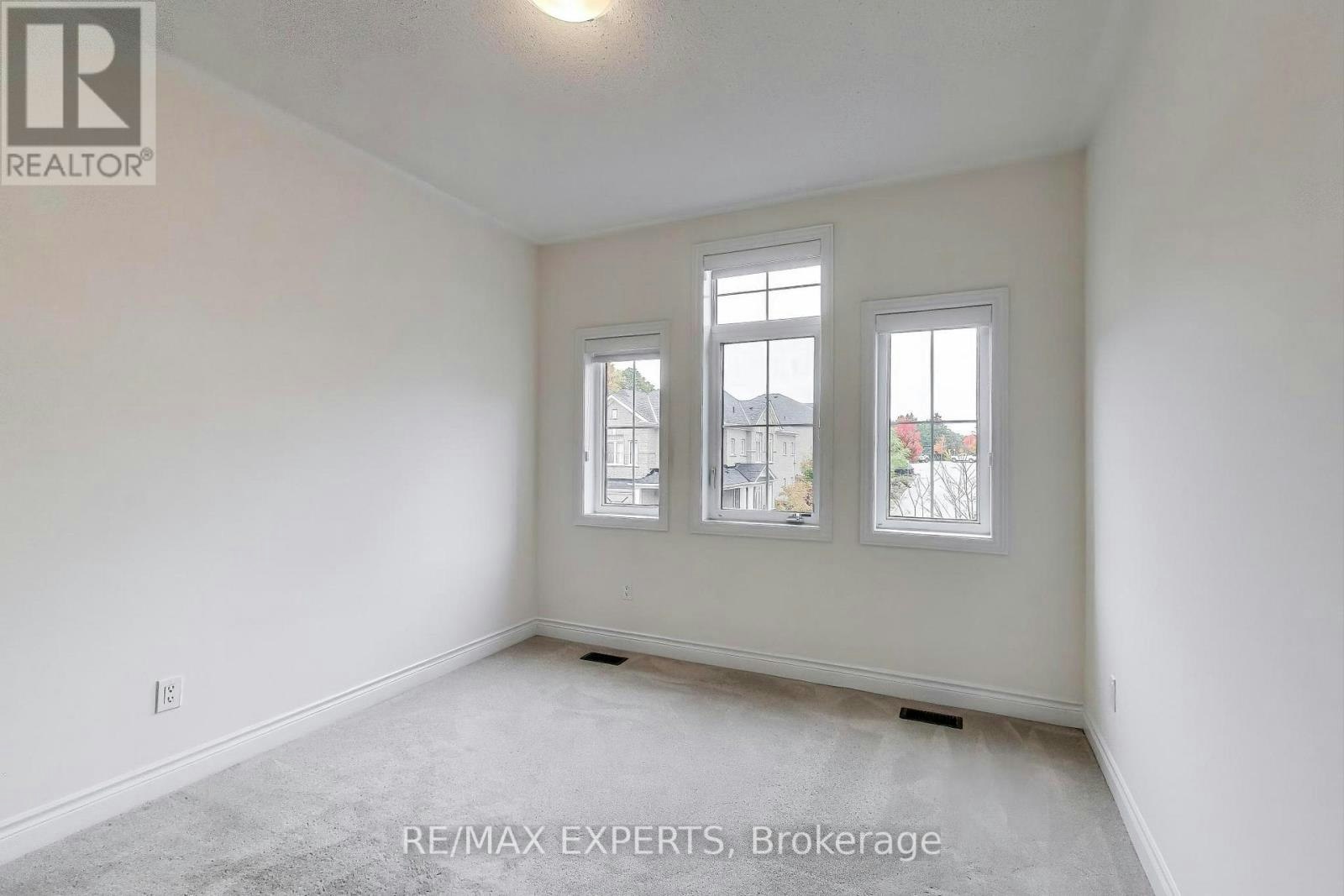 216 Butternut Ridge Trail, Aurora, ON, L4G 3P1 - 34