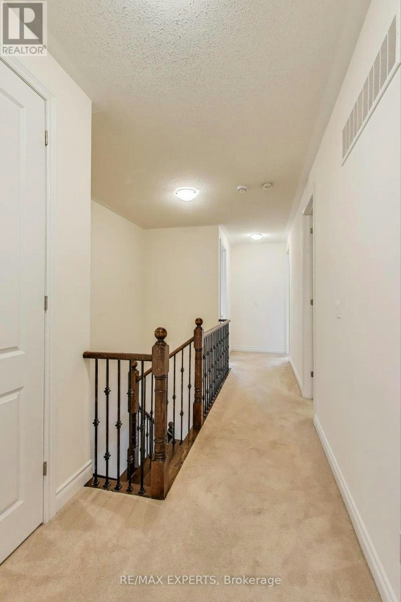 216 Butternut Ridge Trail, Aurora, ON, L4G 3P1 - 20