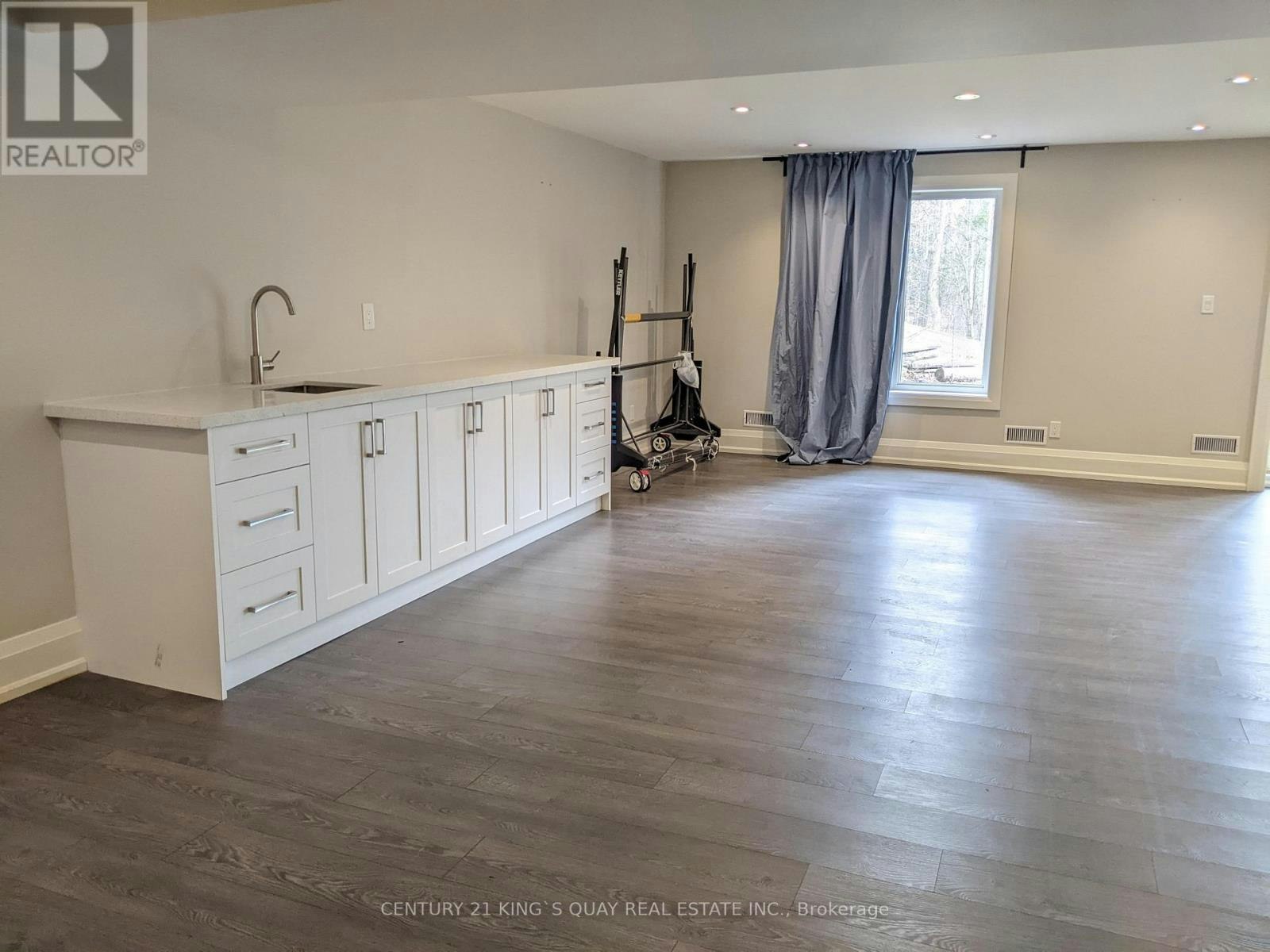9779 Warden Avenue, Markham, ON, L6C 1M6 - 25
