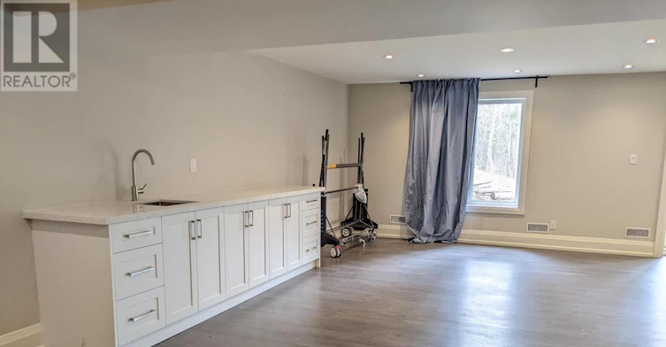 9779 Warden Avenue, Markham, ON, L6C 1M6 - 25