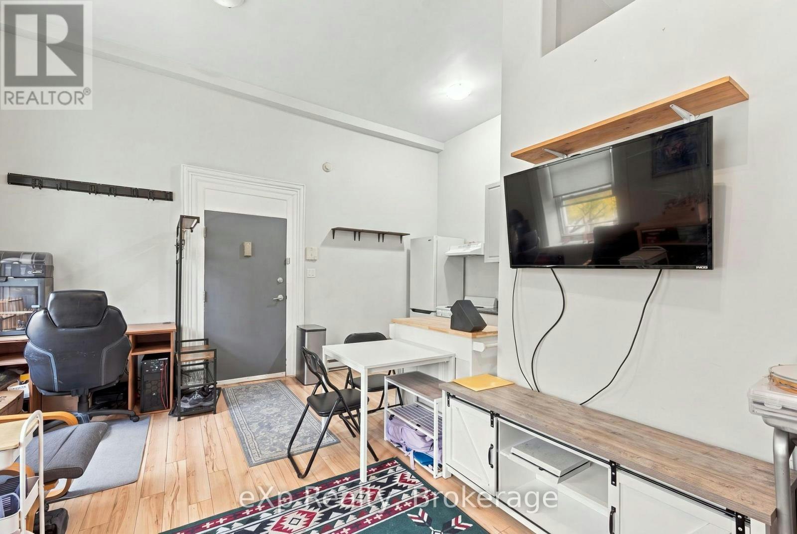 3-24 Wellington Street, Stratford, ON, N5A 2L2 - 8