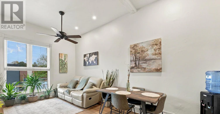 2-94 Wellington Street, Stratford, ON, N5A 2L2 - 2