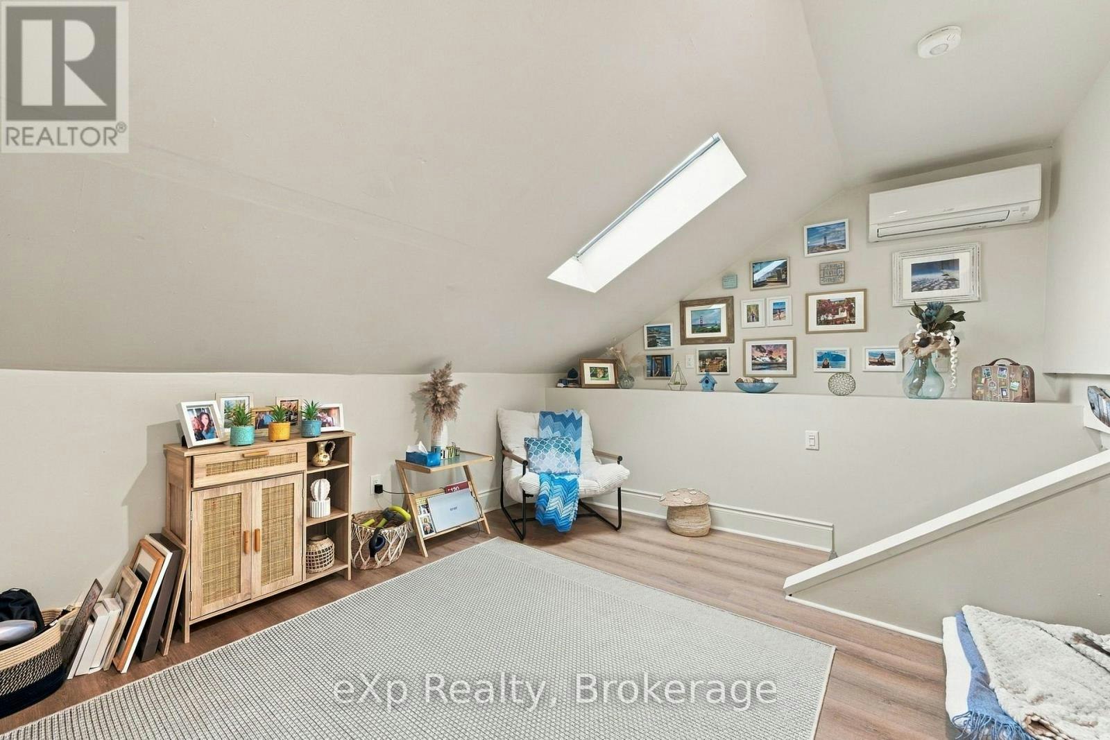 2-94 Wellington Street, Stratford, ON, N5A 2L2 - 16