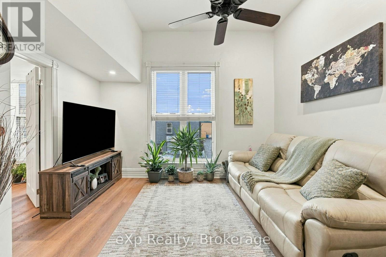 2-94 Wellington Street, Stratford, ON, N5A 2L2 - 4