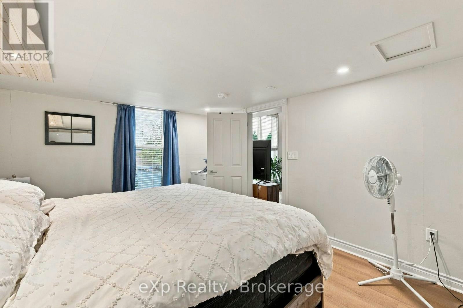 2-94 Wellington Street, Stratford, ON, N5A 2L2 - 14