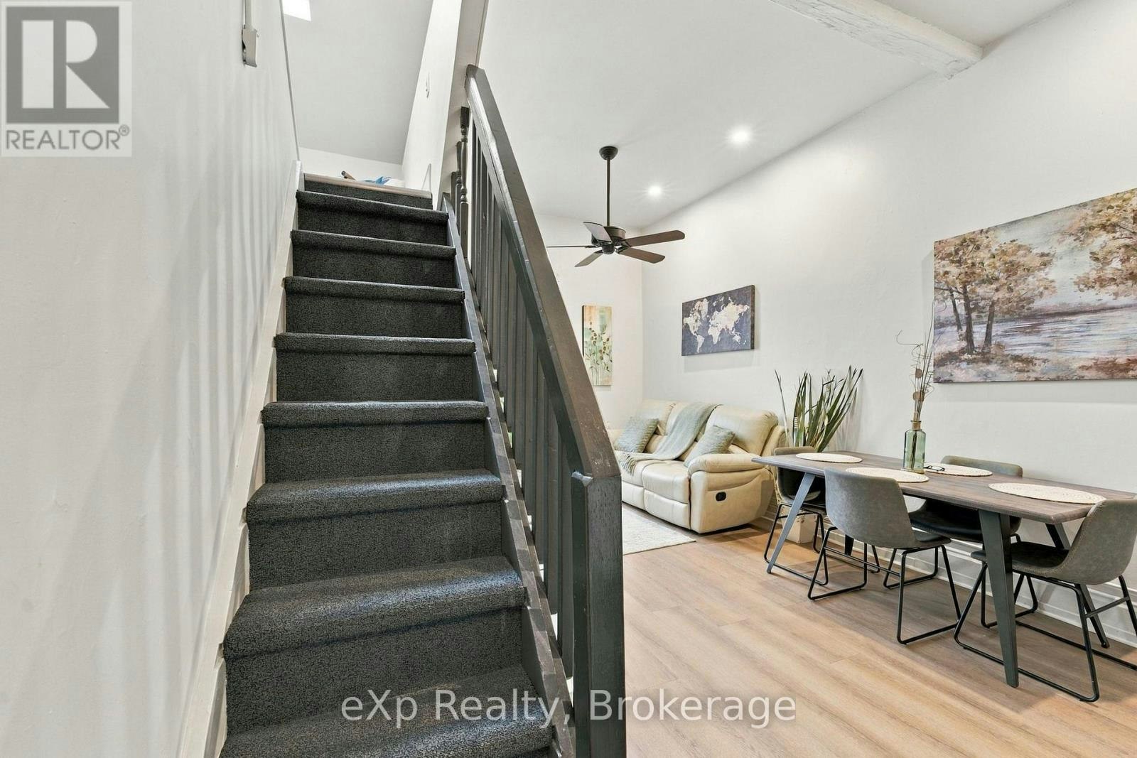 2-94 Wellington Street, Stratford, ON, N5A 2L2