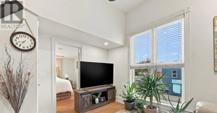 2-94 Wellington Street, Stratford, ON, N5A 2L2 - 8