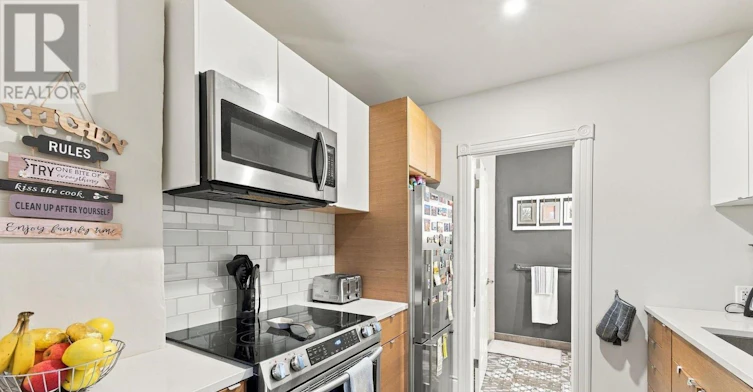 2-94 Wellington Street, Stratford, ON, N5A 2L2 - 11