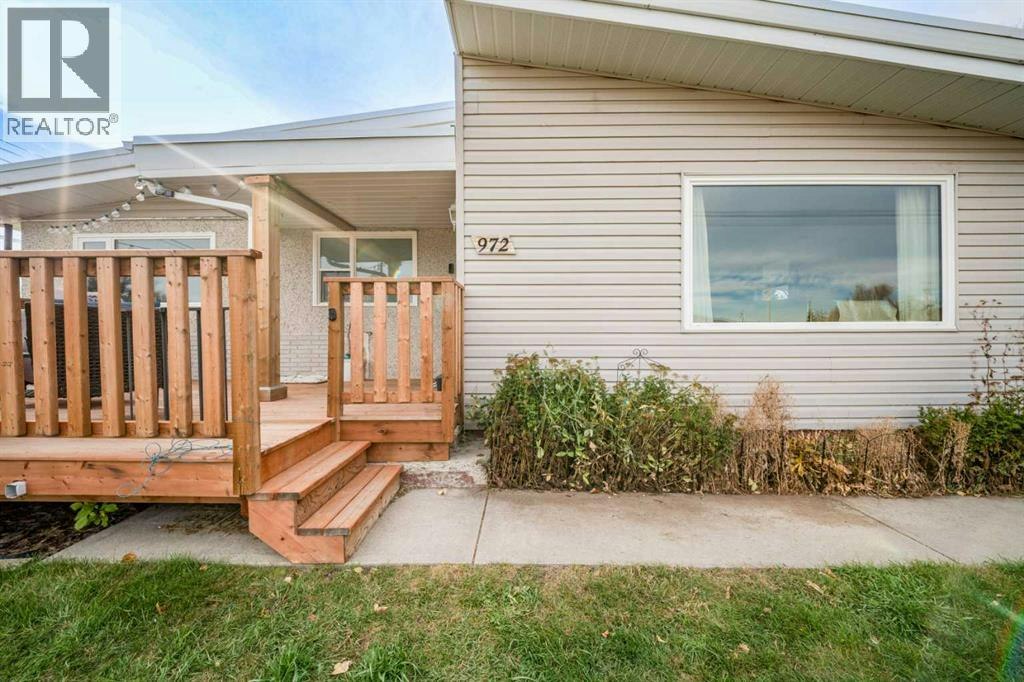 972 Poplar Avenue, Pincher Creek, AB, T0K 1W0