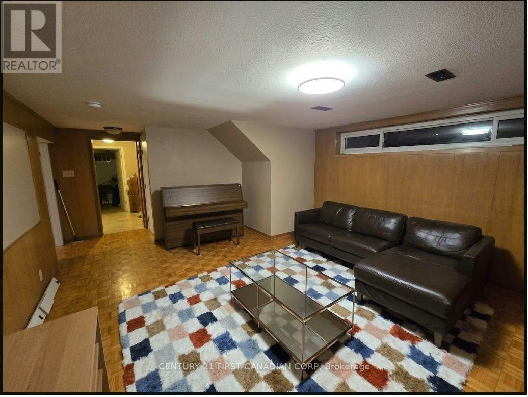 LOWER-54 Waterford Drive, Toronto, ON, M9R 2N6 - 12
