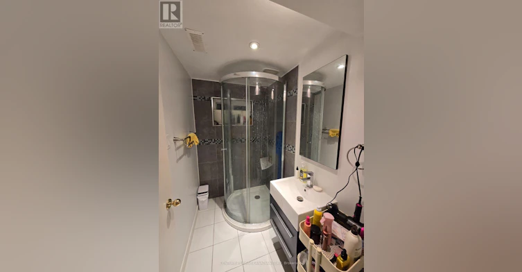 LOWER-54 Waterford Drive, Toronto, ON, M9R 2N6 - 18