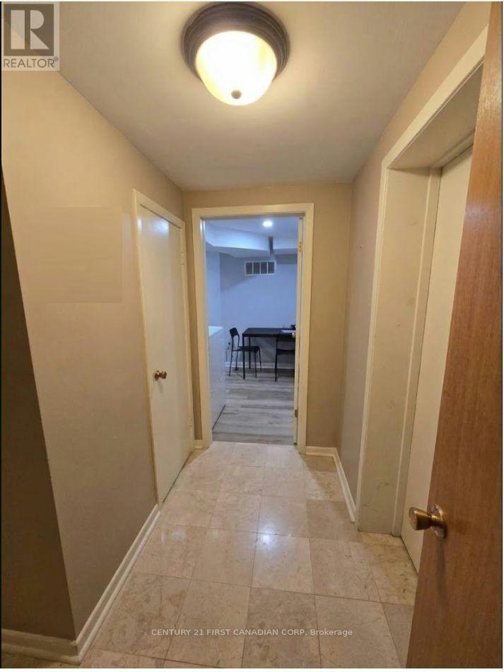 LOWER-54 Waterford Drive, Toronto, ON, M9R 2N6 - 4