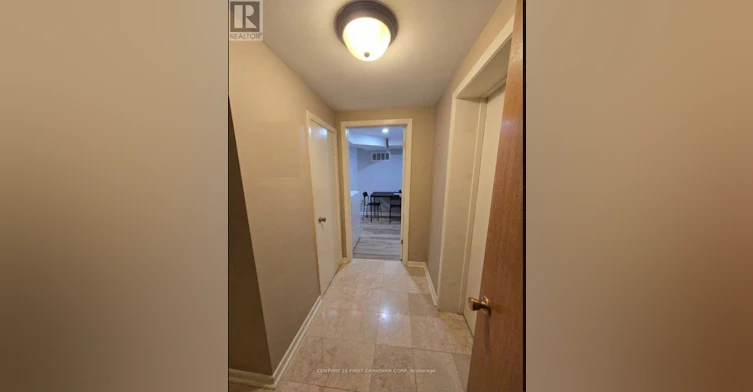 LOWER-54 Waterford Drive, Toronto, ON, M9R 2N6 - 4