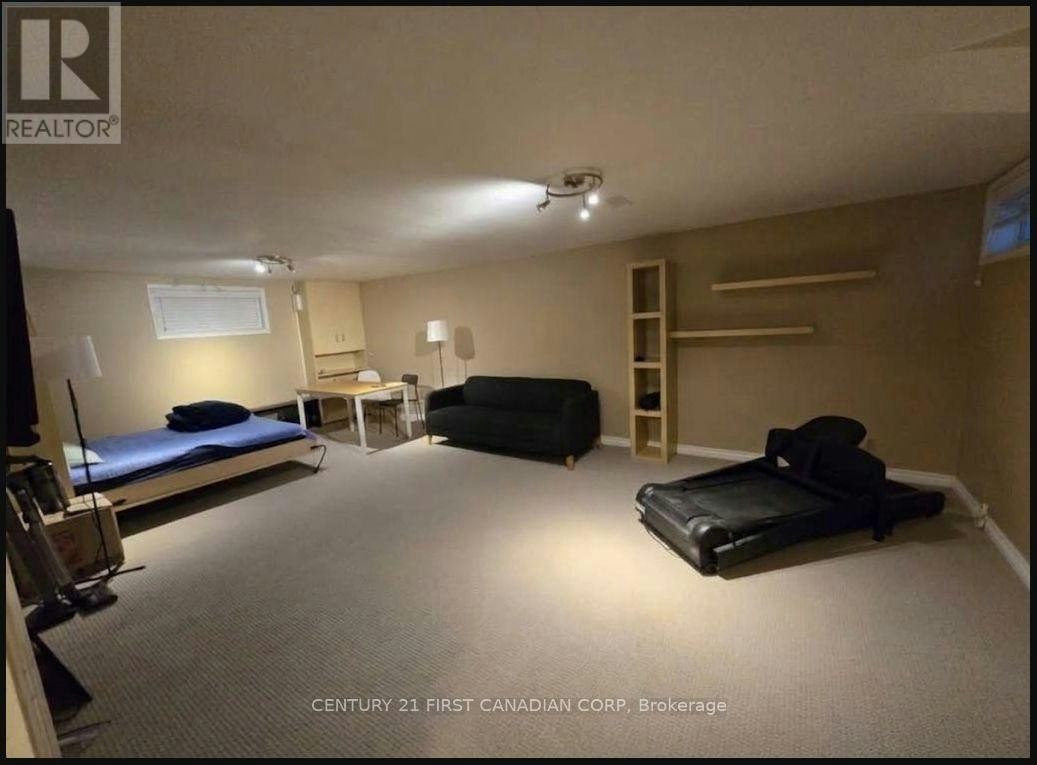 LOWER-54 Waterford Drive, Toronto, ON, M9R 2N6 - 16