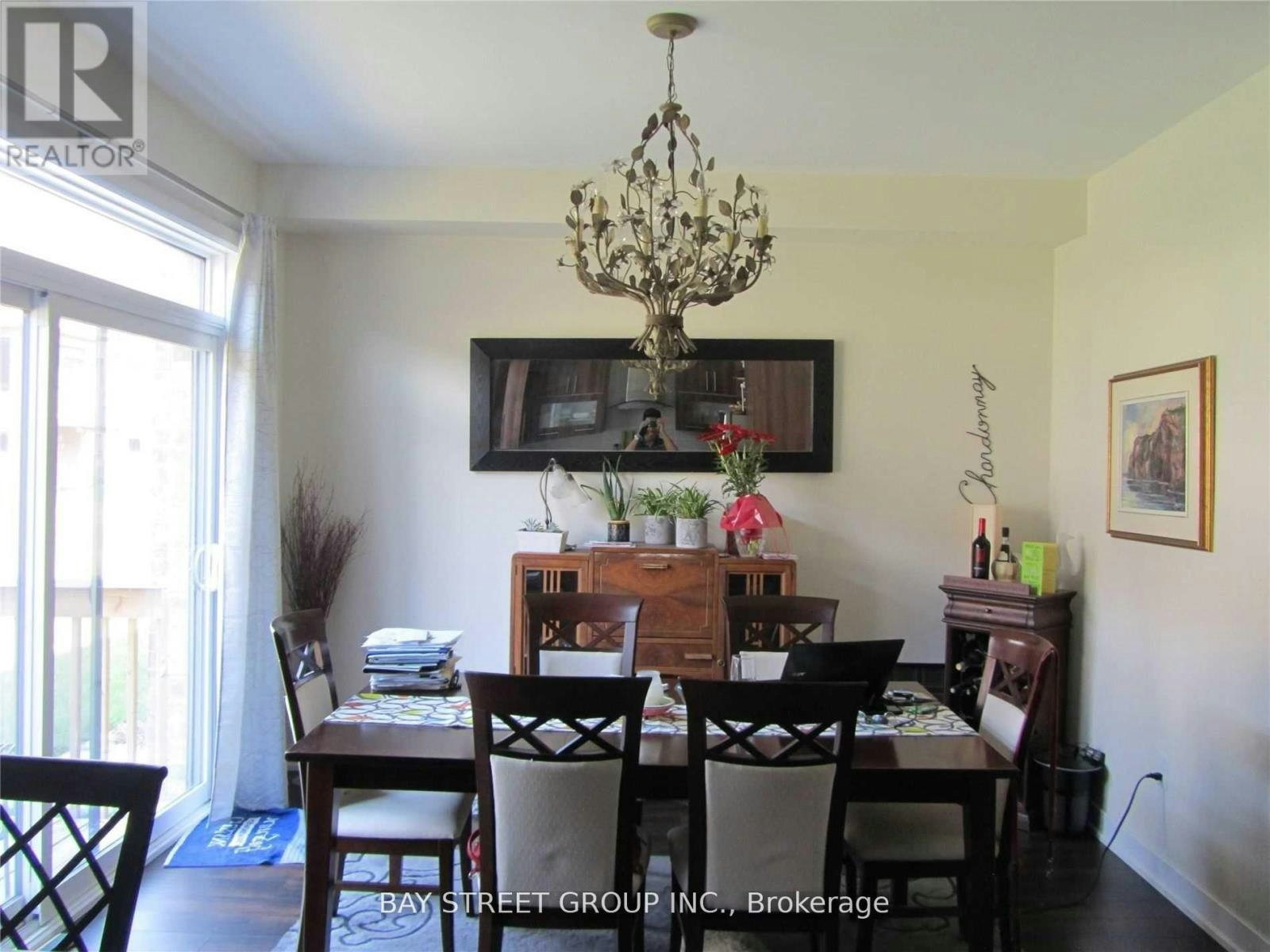 124 Vanier Street, Whitby, ON, L1R 0N3 - 5
