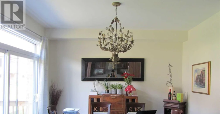 124 Vanier Street, Whitby, ON, L1R 0N3 - 5