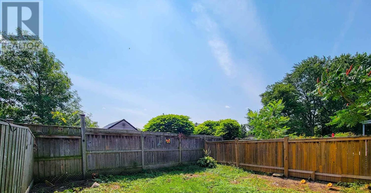 42 Enfield Crescent, Brantford, ON, N3P 1B2 - 9