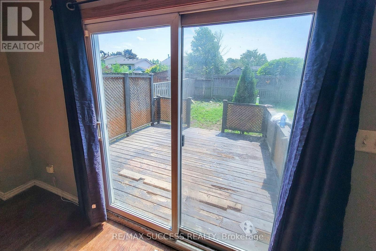 42 Enfield Crescent, Brantford, ON, N3P 1B2 - 12