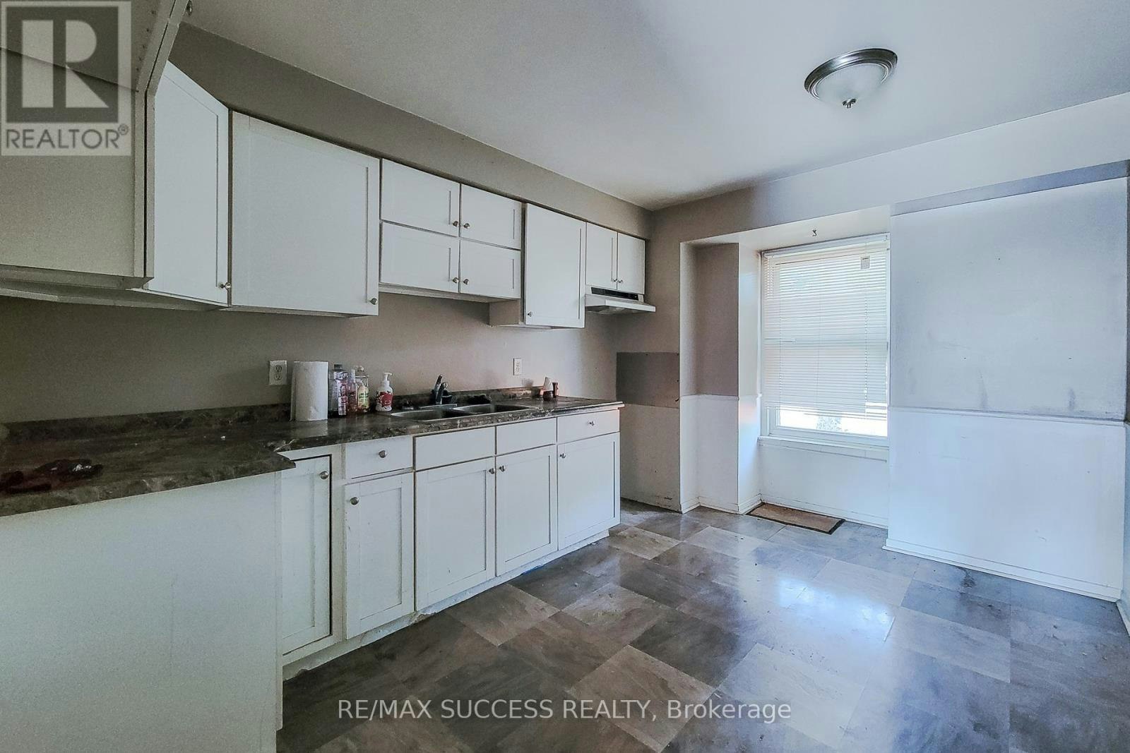 42 Enfield Crescent, Brantford, ON, N3P 1B2 - 17