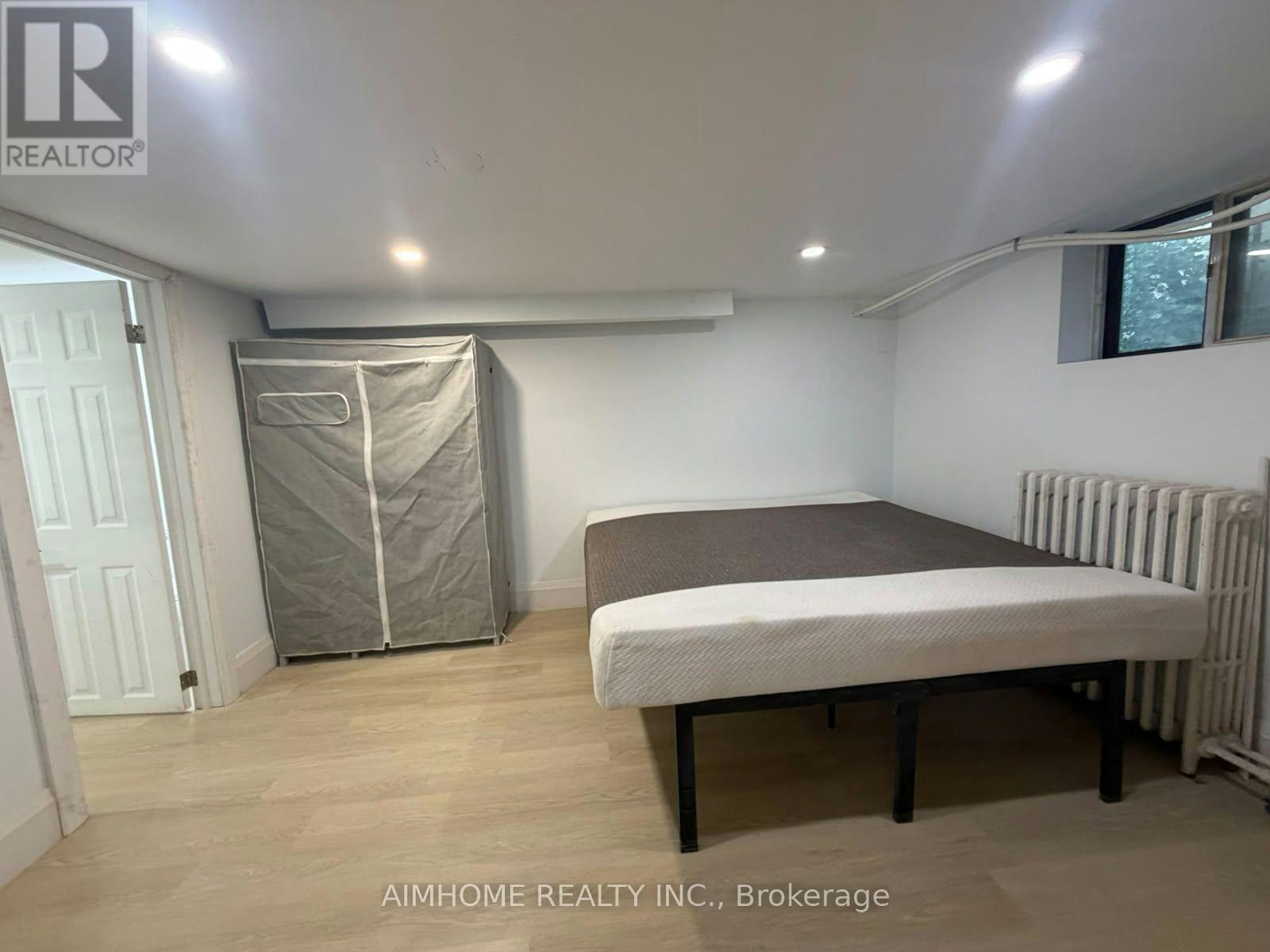 LOWER-1-26 Patricia Avenue, Toronto, ON, M2M 1H8 - 7