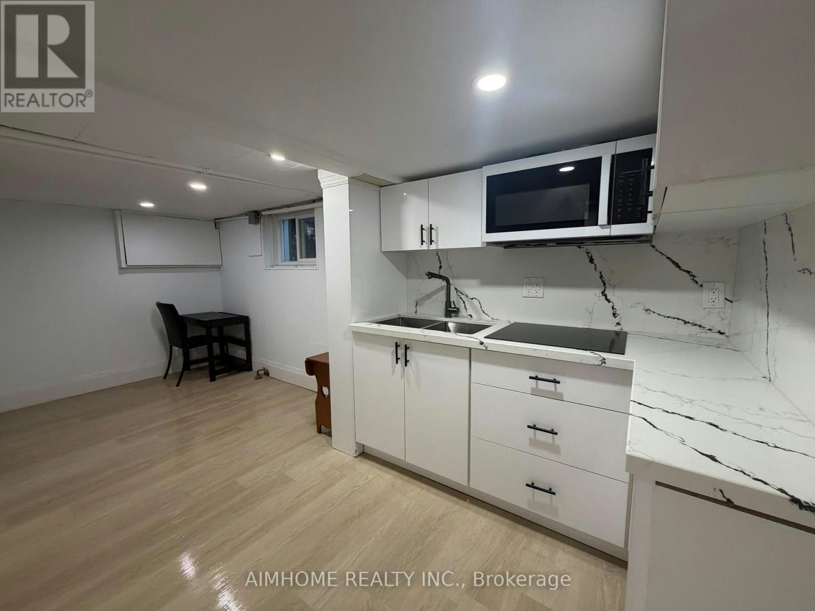LOWER-2-26 Patricia Avenue, Toronto, ON, M2M 1H8