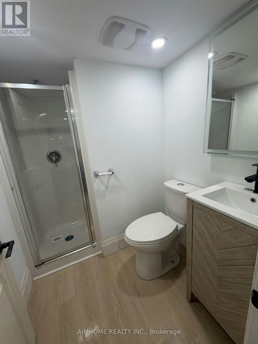 LOWER-2-26 Patricia Avenue, Toronto, ON, M2M 1H8 - 7