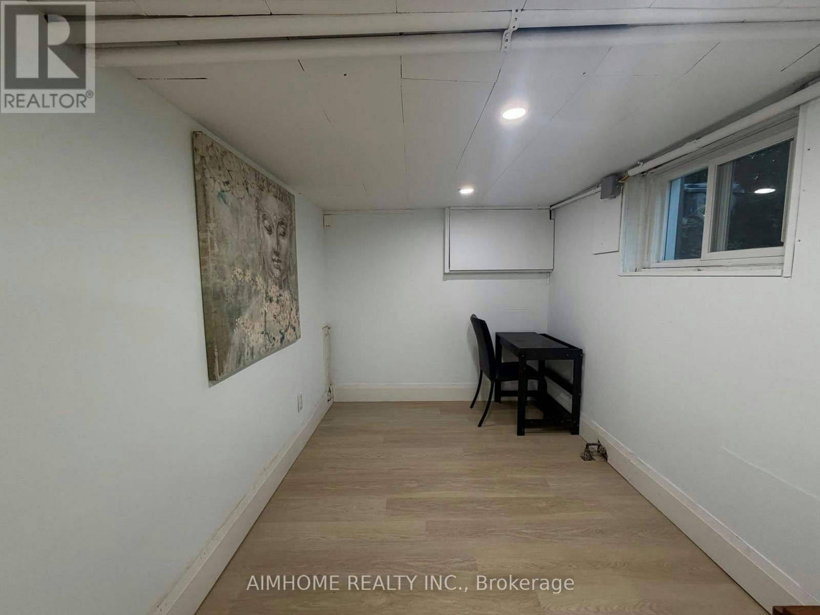 LOWER-2-26 Patricia Avenue, Toronto, ON, M2M 1H8 - 2