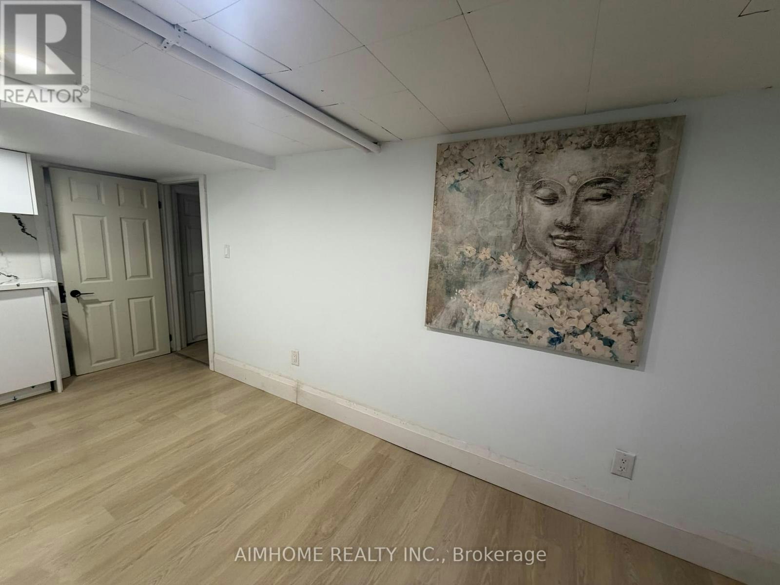 LOWER-2-26 Patricia Avenue, Toronto, ON, M2M 1H8 - 3