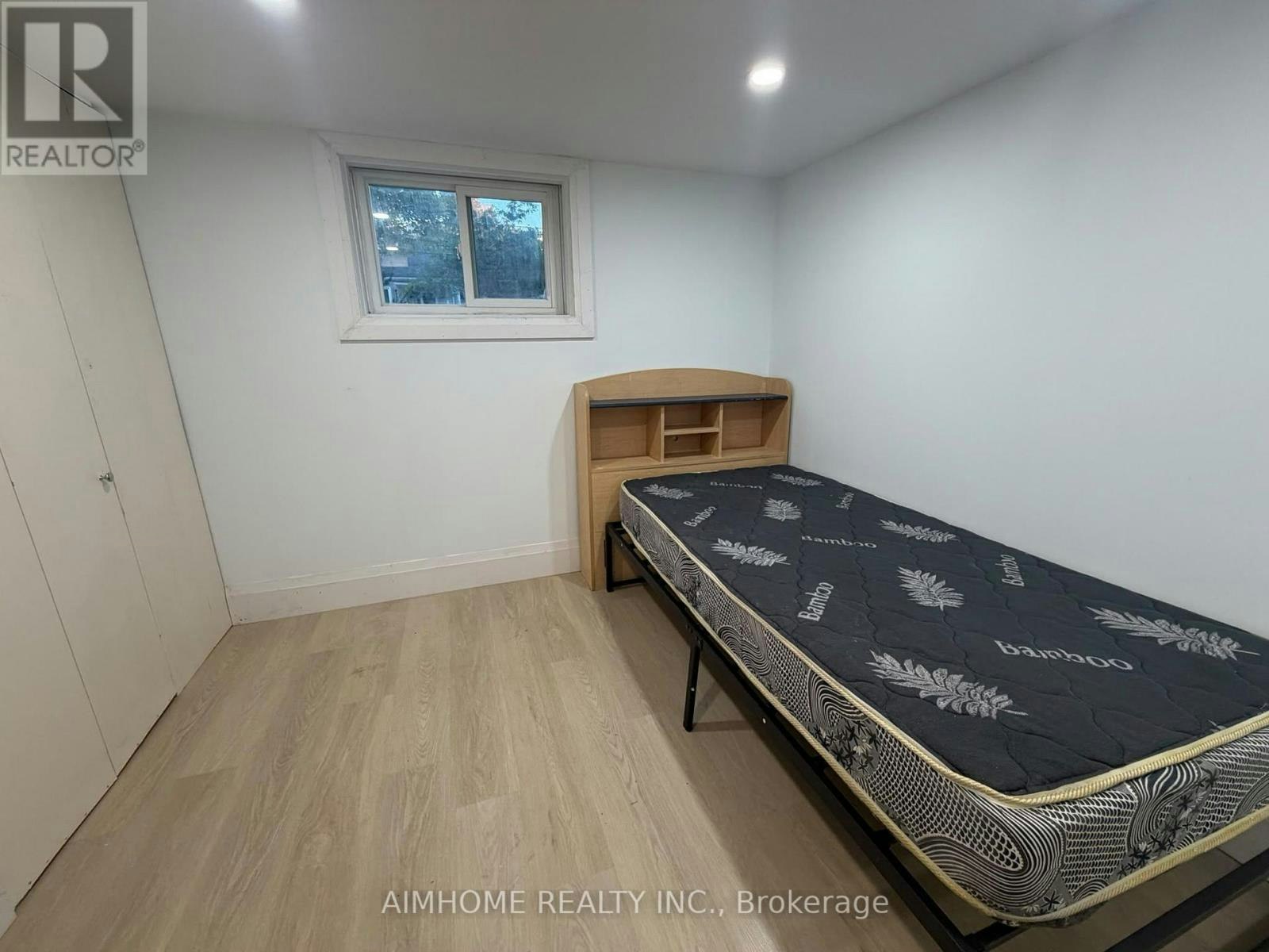 LOWER-2-26 Patricia Avenue, Toronto, ON, M2M 1H8 - 6