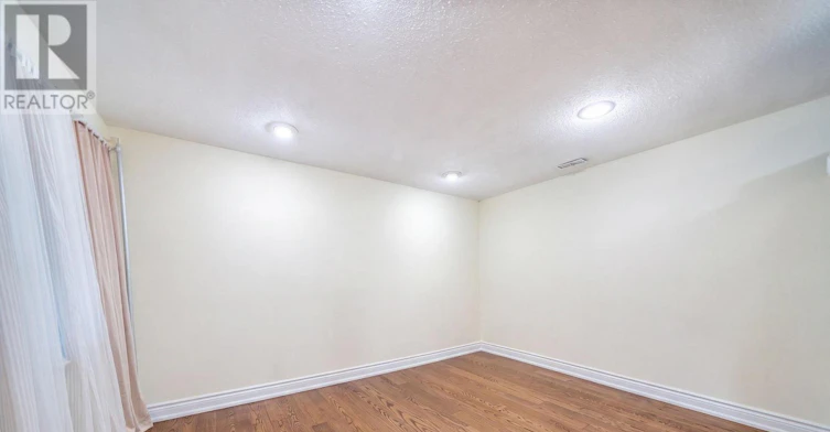 BSMT-32 Alanadale Avenue, Markham, ON, L3P 1S3 - 13