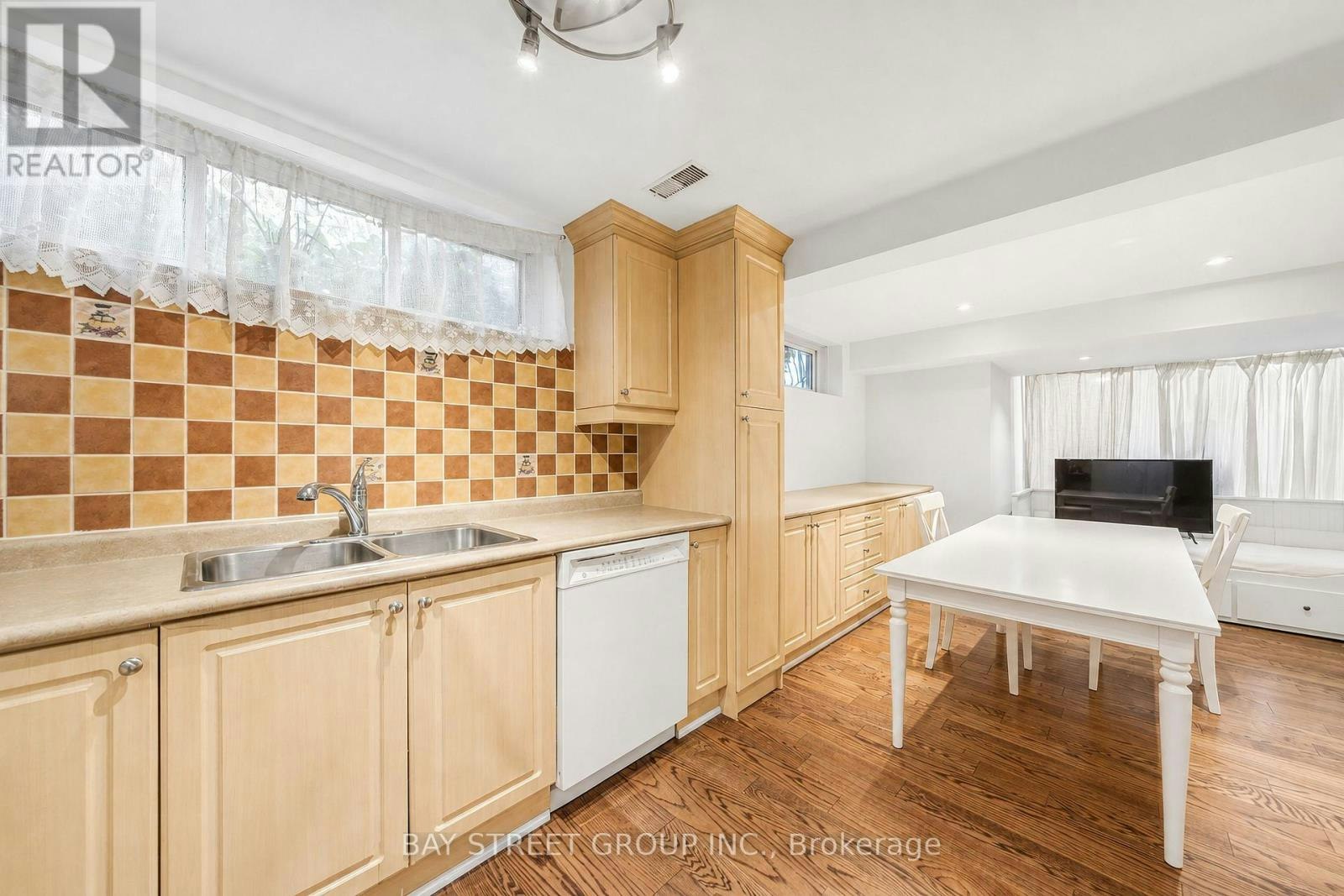 BSMT-32 Alanadale Avenue, Markham, ON, L3P 1S3 - 9