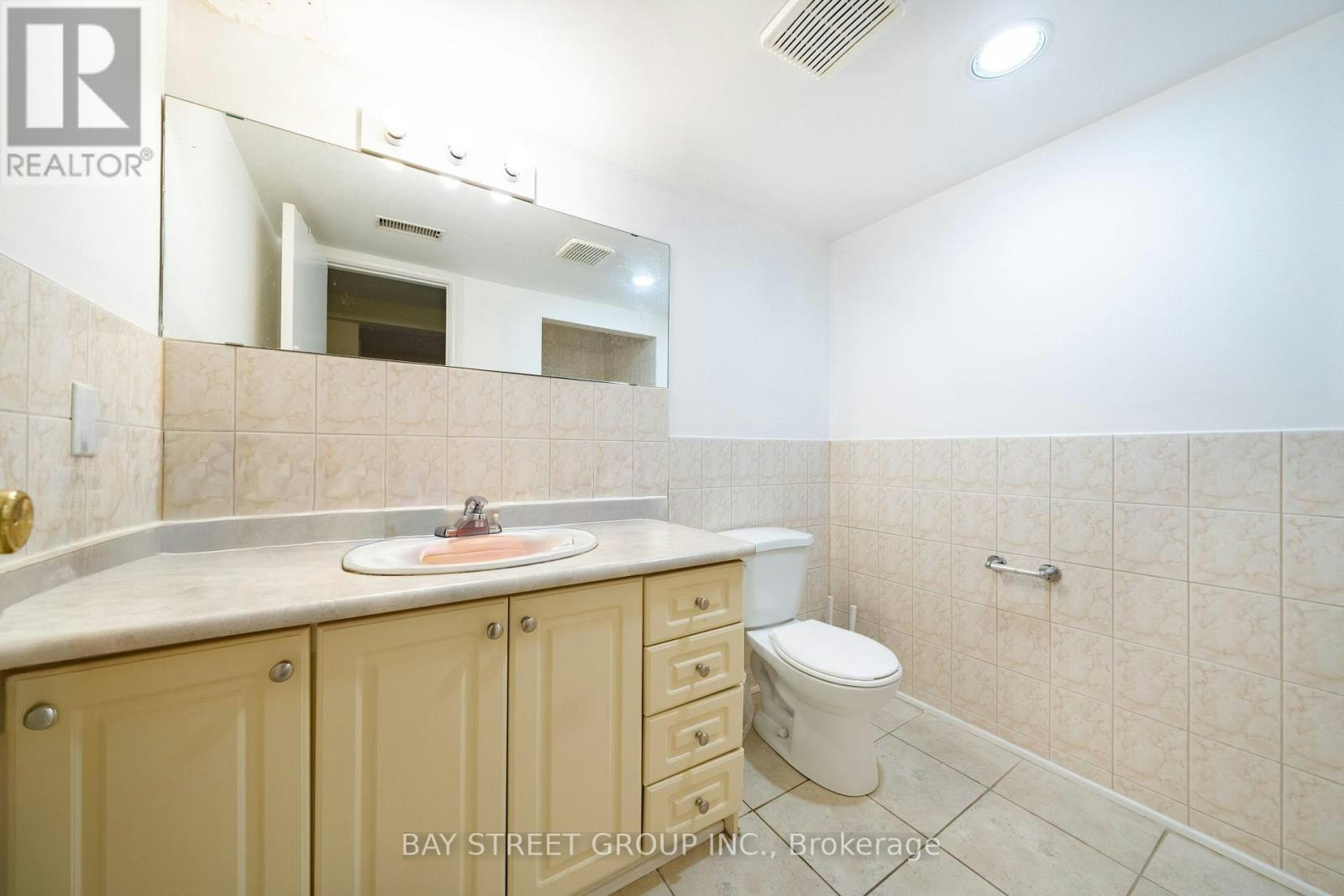 BSMT-32 Alanadale Avenue, Markham, ON, L3P 1S3 - 14