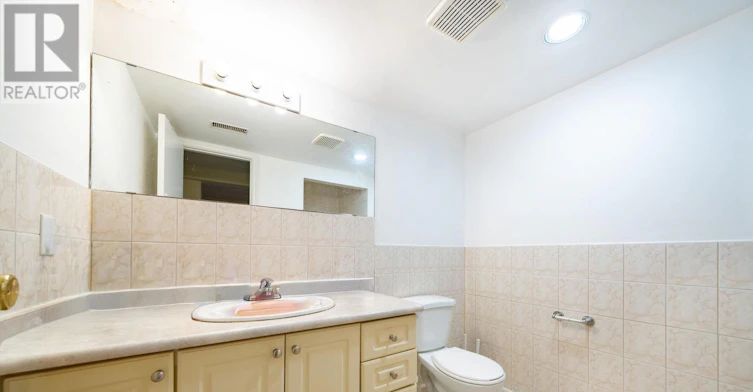 BSMT-32 Alanadale Avenue, Markham, ON, L3P 1S3 - 14