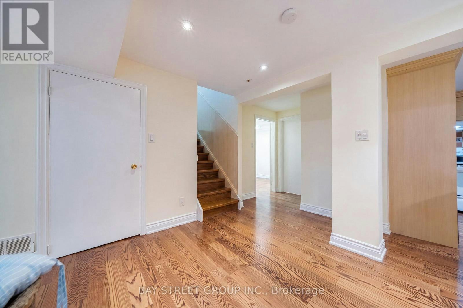 BSMT-32 Alanadale Avenue, Markham, ON, L3P 1S3 - 5