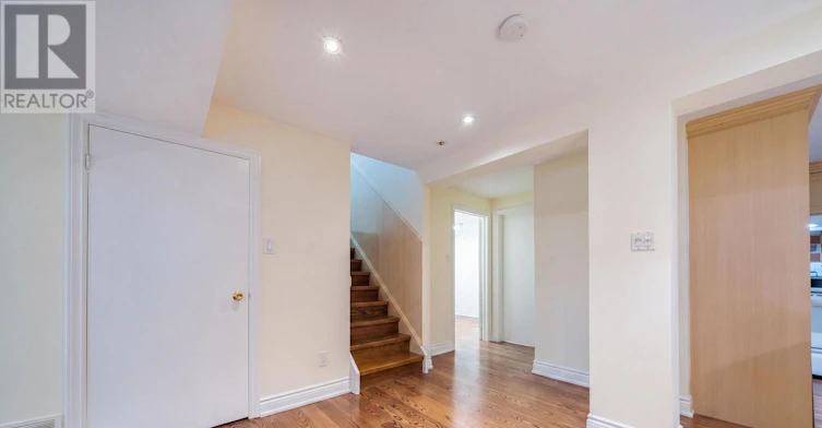 BSMT-32 Alanadale Avenue, Markham, ON, L3P 1S3 - 5