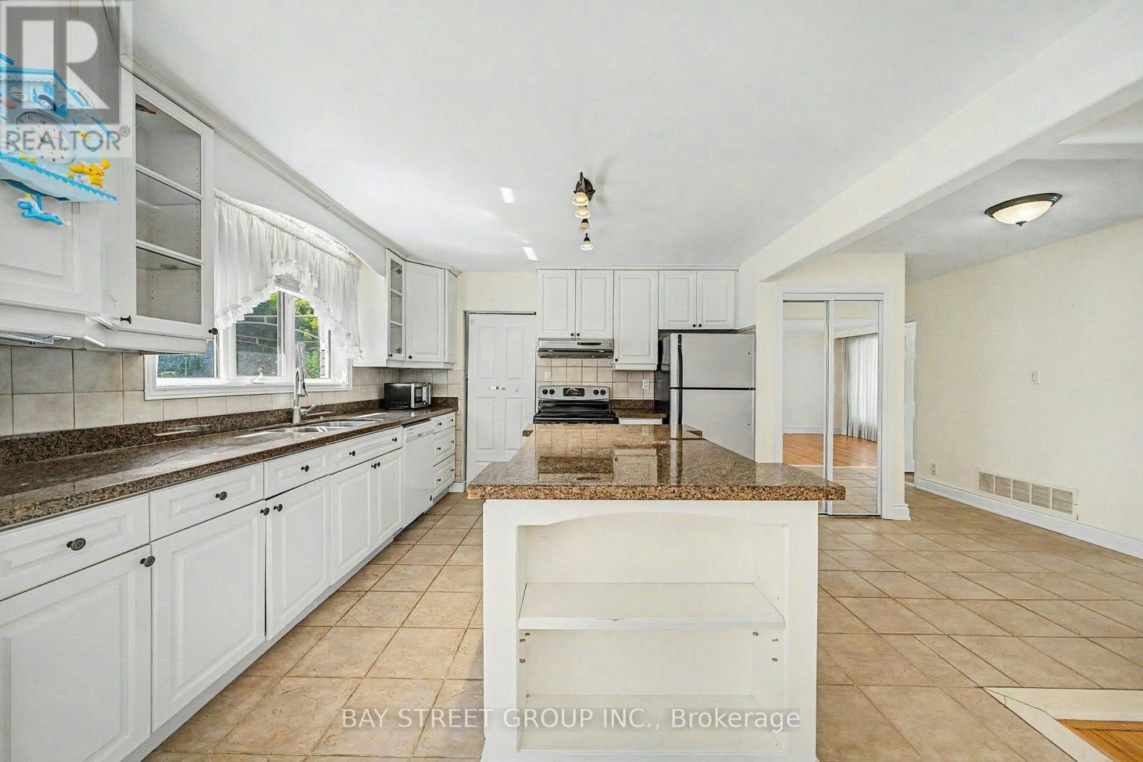 32 Alanadale Avenue, Markham, ON, L3P 1S3 - 6