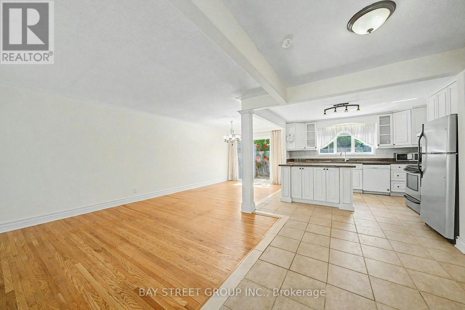 32 Alanadale Avenue, Markham, ON, L3P 1S3 - 8